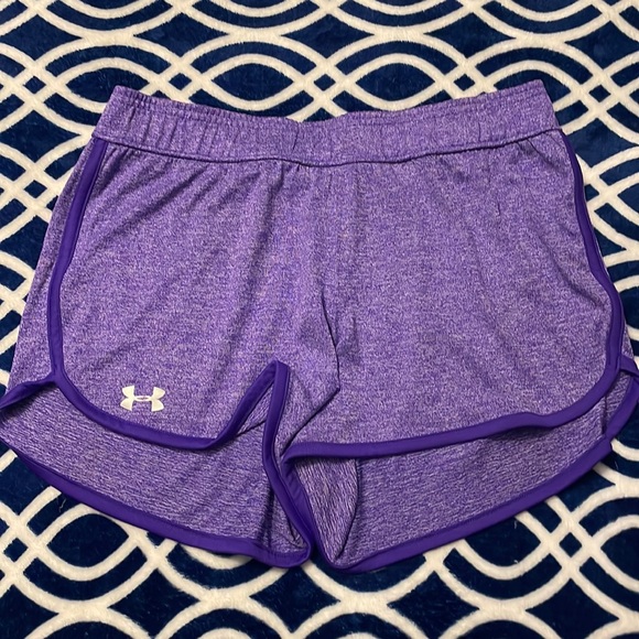 Under Armour Pants - Comfy/cute Workout Shorts